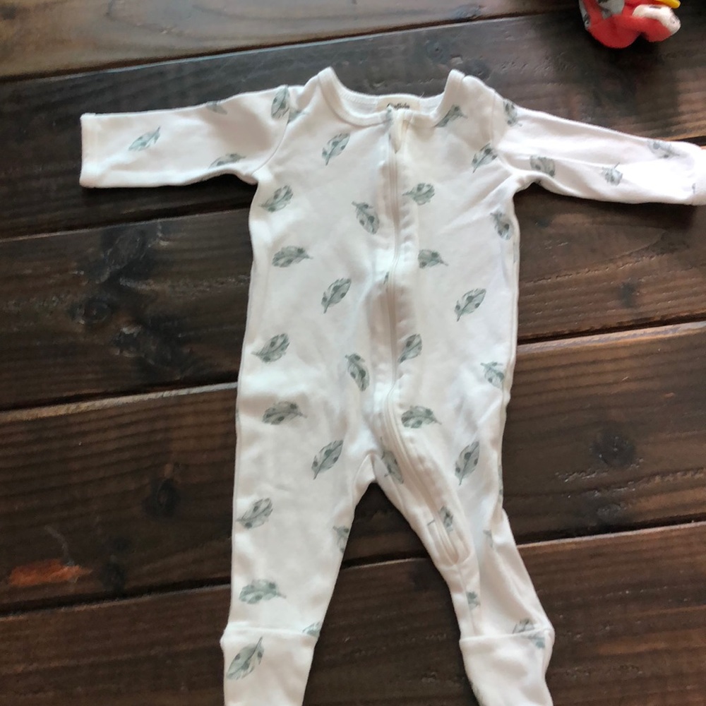Organic cotton Owlivia brand baby footie